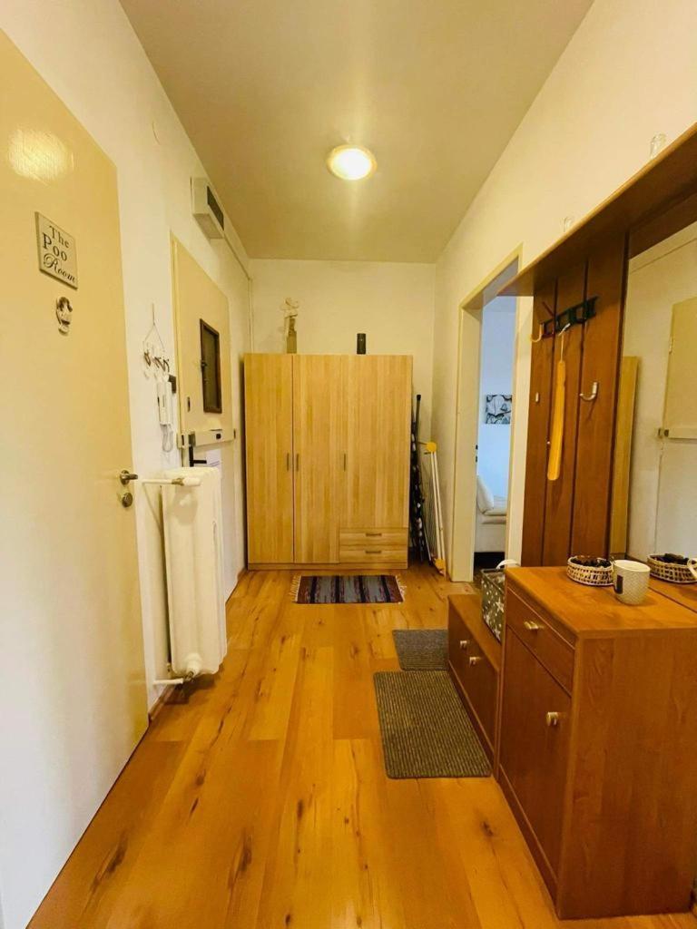 Lovely 2Bdr In Center, Wifi & Self-Check In Pressburg Exterior foto